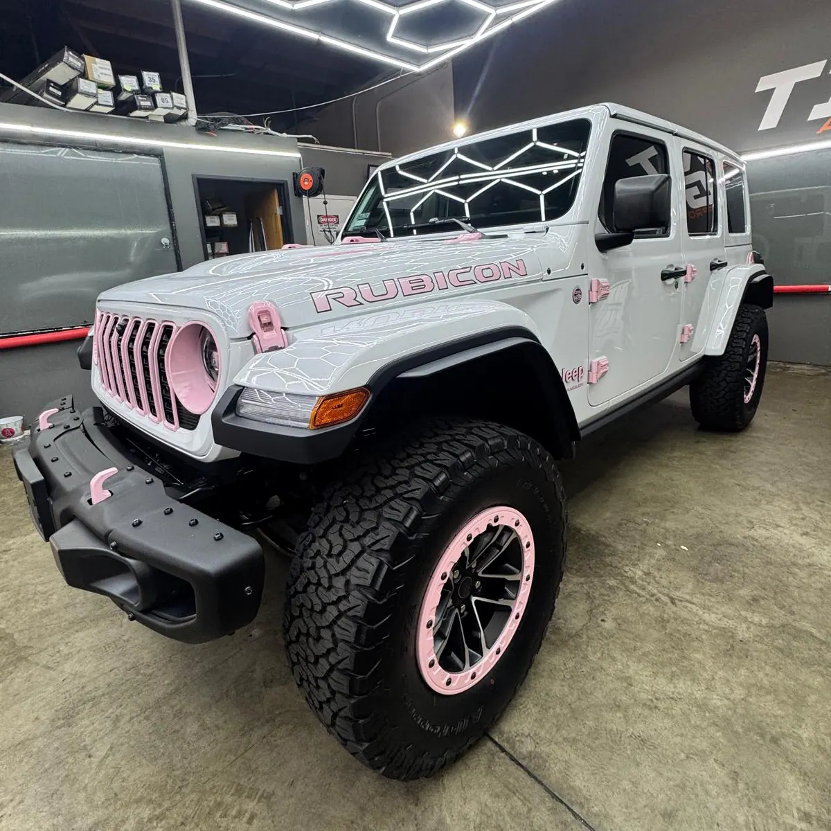 Customized Jeep Rubicon inside the Tint and Go Pro studio
